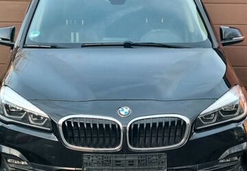 BMW 218 Gran Tourer 131.068 km 15.490 &euro; Duisburg 47138