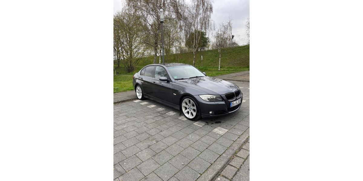 BMW 318 236.500 km 4.200 &euro; Duisburg 47055