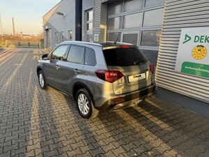 Suzuki Vitara 1.5 Comfort+ AGS +Navi+CarPlay+Sitzhzg.+ 38.225 km 20.888 &euro; Meerbusch 40667