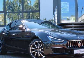 Maserati Ghibli 28.638 km 47.900 &euro; Neuss 41469