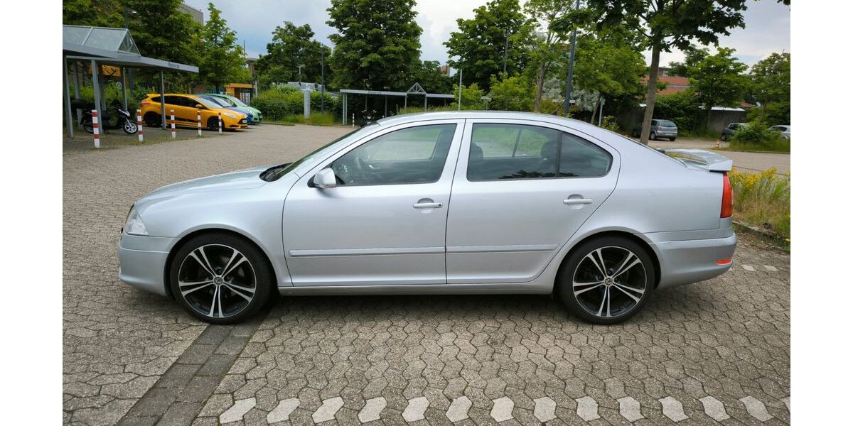 Skoda Octavia 148.000 km 4.500 &euro; Düsseldorf 40468