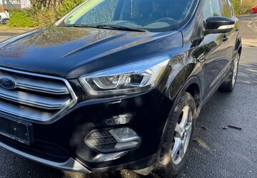 Ford Kuga 109.000 km 9.500 &euro; Essen 45147