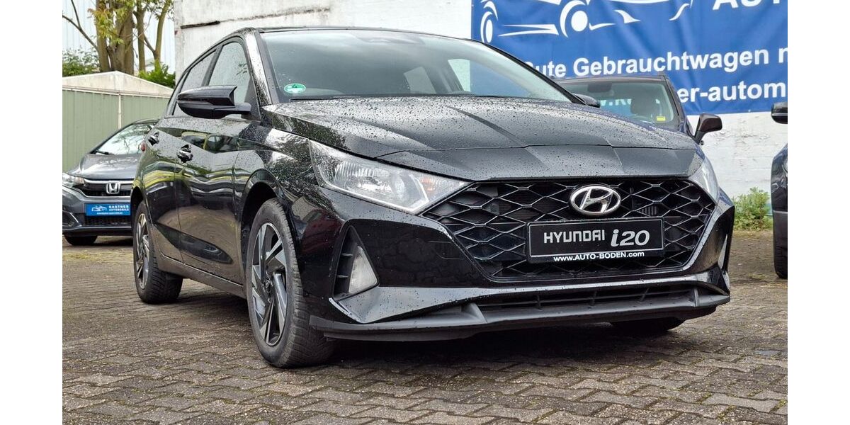 Hyundai i20 9.586 km 15.990 &euro; Duisburg 47269