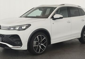 VW Tiguan 8.900 km 41.984 &euro; Neuss 41464