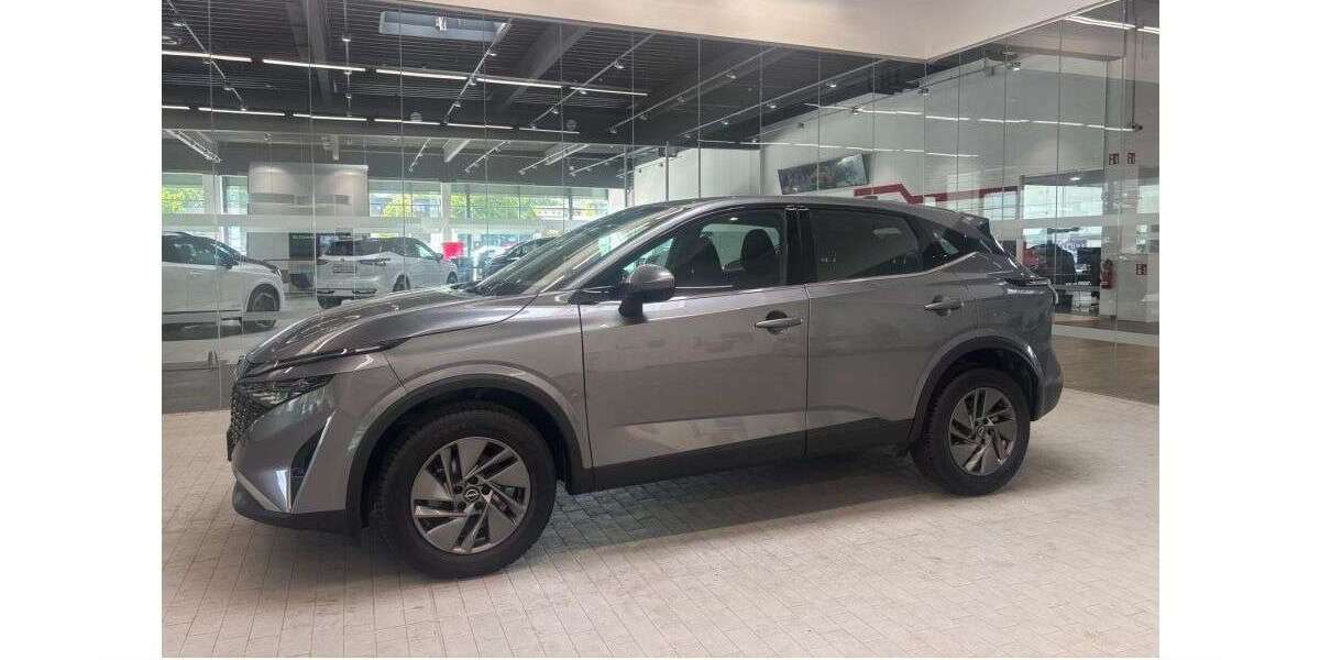 Nissan Qashqai 15.848 km 26.420 &euro; Duisburg 47167