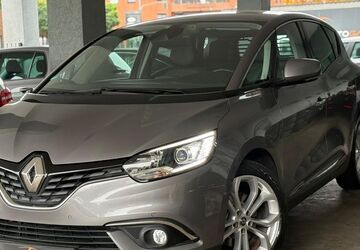 Renault Scenic 107.000 km 7.900 &euro; Düsseldorf 40229