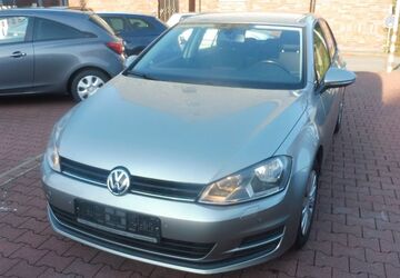 VW Golf 106.000 km 8.990 &euro; Oberhausen 46045