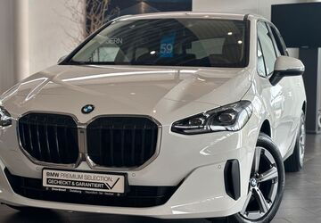 BMW 220 Active Tourer 8.799 km 28.680 &euro; Duisburg 47119