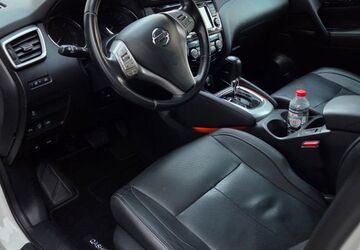 Nissan Qashqai 174.000 km 10.400 &euro; Duisburg 47119