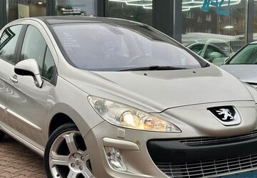 Peugeot 308 120.000 km 6.490 &euro; Oberhausen 46049