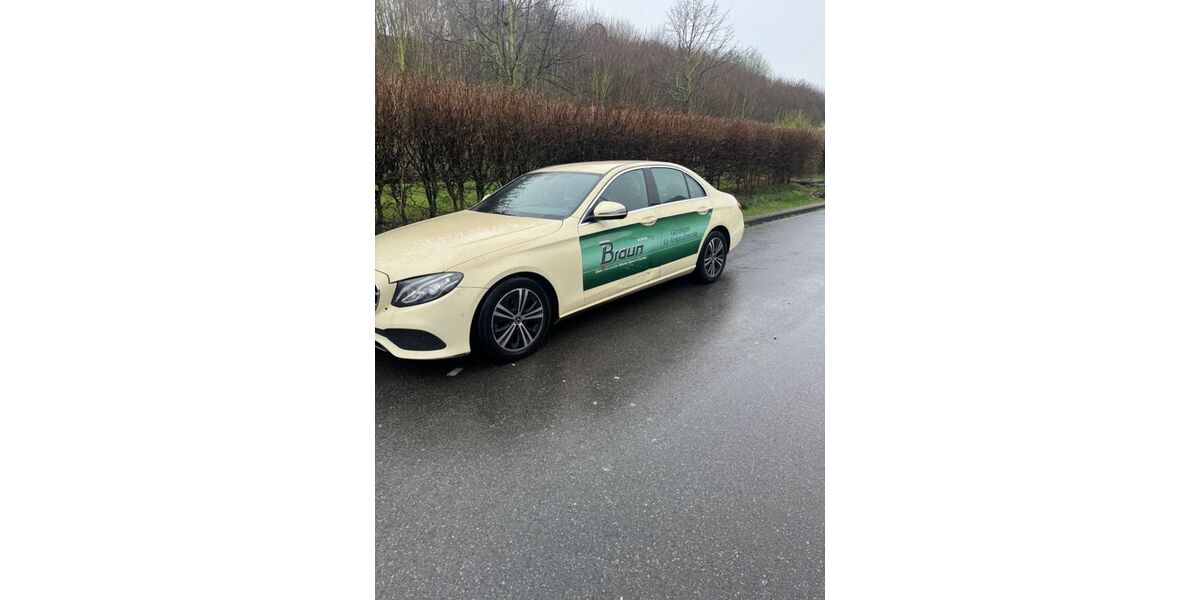 Mercedes-Benz E 220 230.000 km 17.000 &euro; duisburg 47249