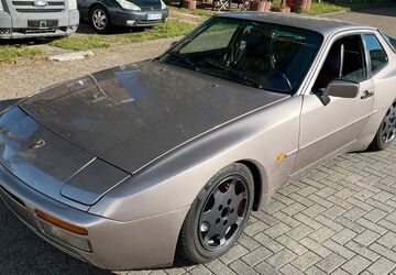 Porsche 944 179.000 km 39.900 &euro; Düsseldorf 40476