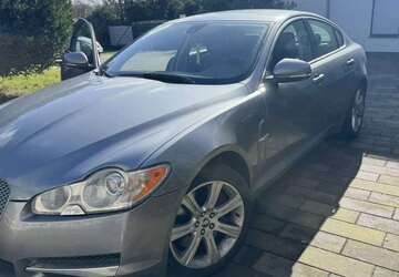 Jaguar XF 235.000 km 7.400 &euro; Neuss 41469