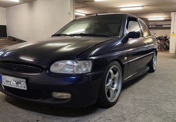 Ford Escort 230.000 km 7.499 &euro; Düsseldorf 40468
