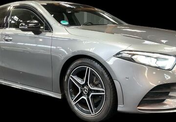 Mercedes-Benz A 180 59.863 km 25.999 &euro; Düsseldorf 40625