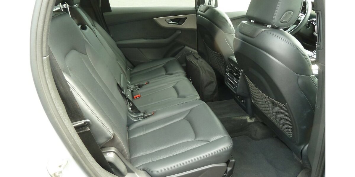 Audi Q7 55e TFSI Quattro Leder Matrix Panorama Air 170.000 km 36.900 &euro; Ratingen 40885