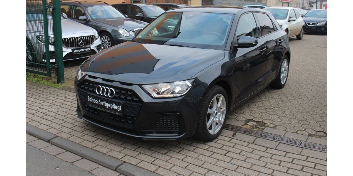 Audi A1 110.000 km 14.450 &euro; Duisburg 47139