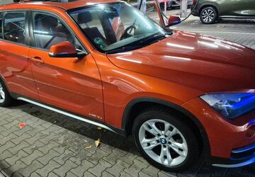 BMW X1 200.000 km 10.900 &euro; Düsseldorf 49472