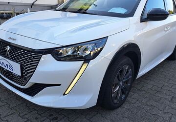 Peugeot 208 15.461 km 18.490 &euro; Essen 45307