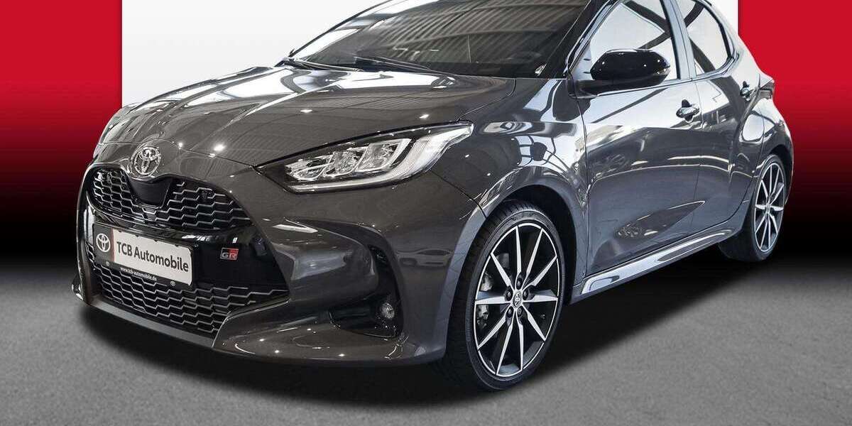 Toyota Yaris 2.211 km 29.279 &euro; Mülheim 45475