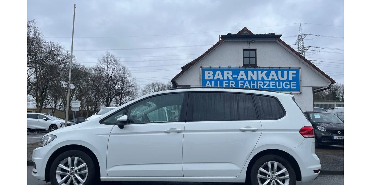 VW Touran 203.447 km 11.490 &euro; Dinslaken 46539