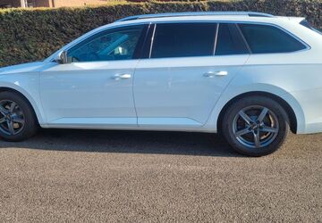 Skoda Superb 180.000 km 13.450 &euro; Rheinberg 47495