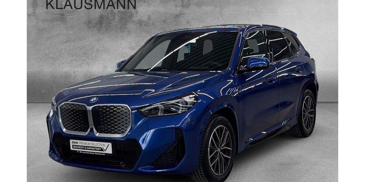 BMW iX1 7.520 km 49.676 &euro; Kempen 47906