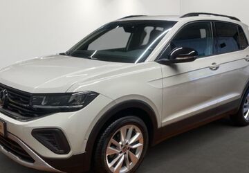 VW T-Cross 6.426 km 27.880 &euro; Düsseldorf 40233