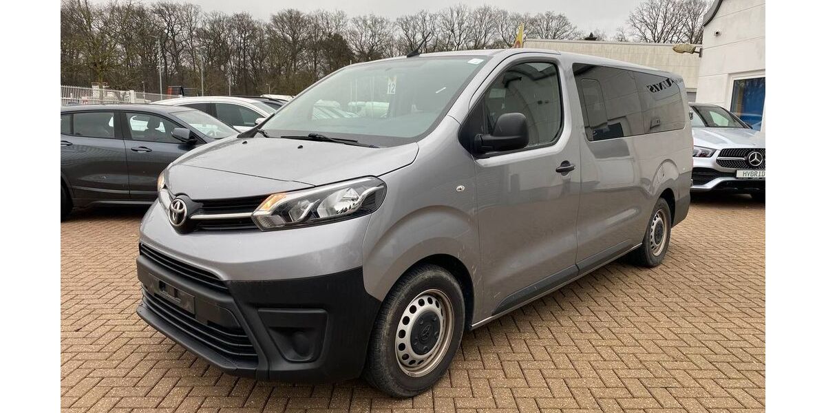 Toyota Proace (Verso) 111.293 km 22.491 &euro; Wesel 46485
