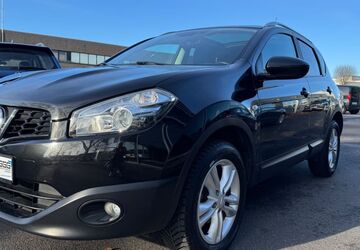 Nissan Qashqai 100.593 km 7.990 &euro; Düsseldorf 40233