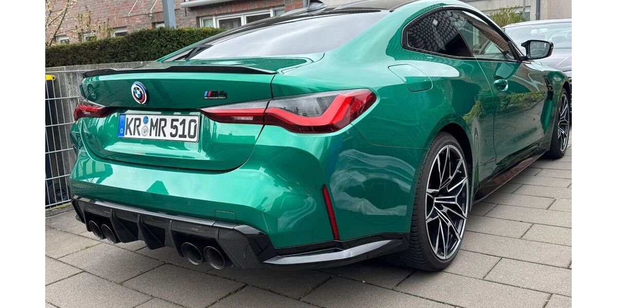 BMW M4 81.000 km 64.000 &euro; Krefeld 47807