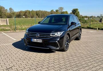 VW Tiguan 227.400 km 20.999 &euro; Duisburg 47053