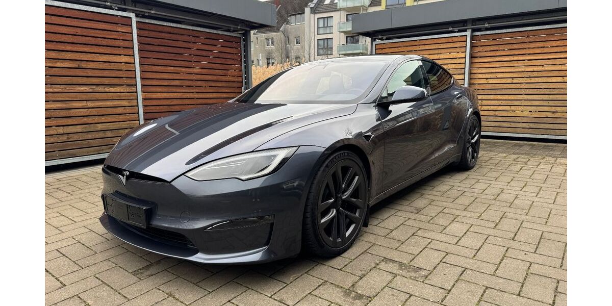 Tesla Model S 7.500 km 92.000 &euro; Düsseldorf 40231