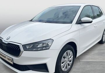 Skoda Fabia 77.952 km 11.950 &euro; Duisburg 47178
