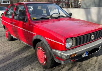 VW Polo 92.000 km 2.700 &euro; Düsseldorf 40235
