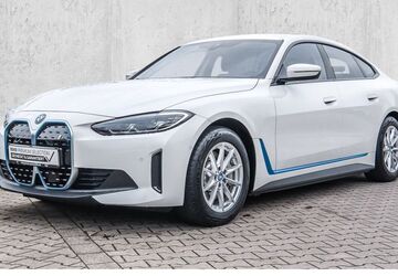 BMW i4 39.820 km 34.870 &euro; Velbert 42553