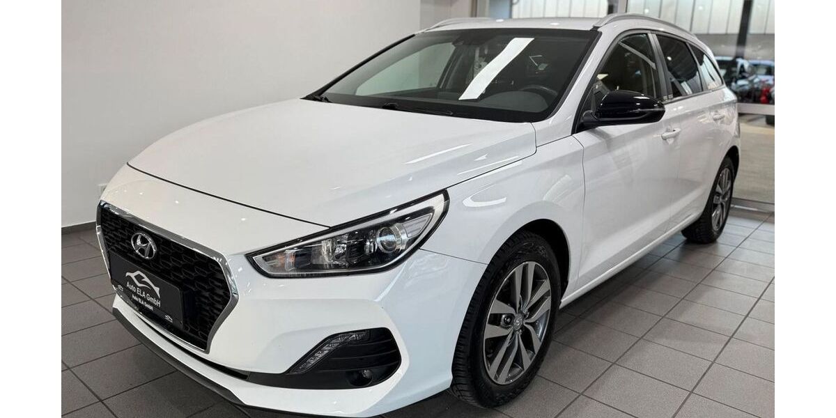 Hyundai i30 62.000 km 14.490 &euro; Heiligenhaus 42579