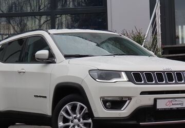 Jeep Compass 30.529 km 17.900 &euro; Neuss 41469