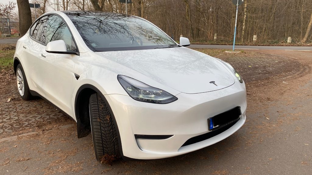Tesla Model Y 49.750 km 32.590 &euro; Duisburg 47279