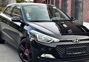 Hyundai i20 147.000 km 6.490 &euro; Essen 45145