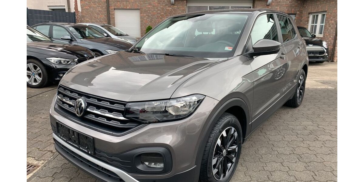 VW T-Cross 76.000 km 16.600 &euro; Moers 47443