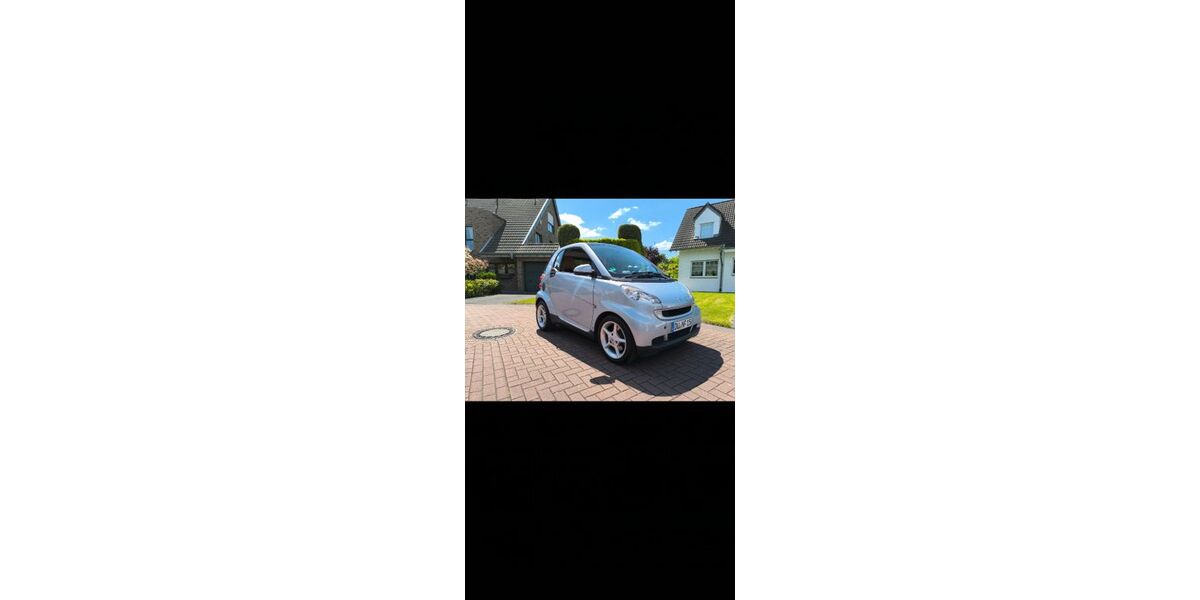 Smart ForTwo 63.000 km 6.490 &euro; Duisburg 47259