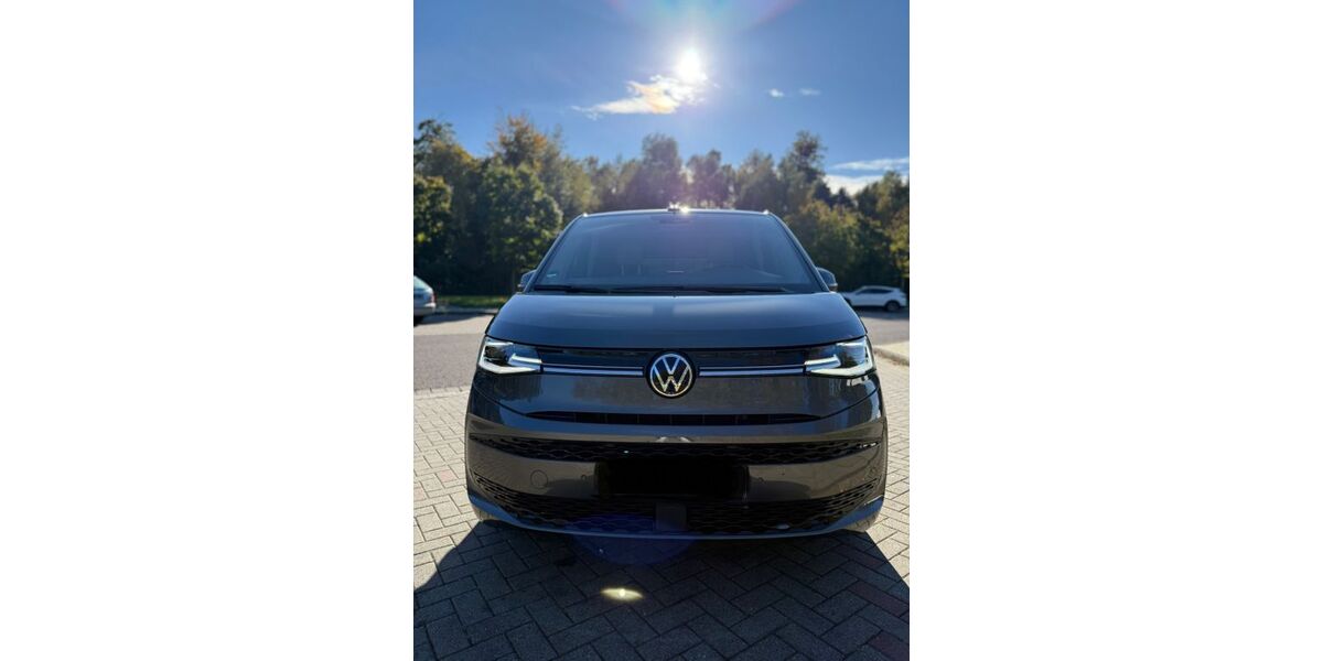 VW T7 Multivan 9.500 km 55.500 &euro; Meerbusch 40668