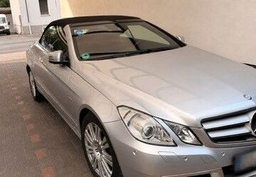 Mercedes-Benz E 200 98.421 km 14.990 &euro; Duisburg 47166
