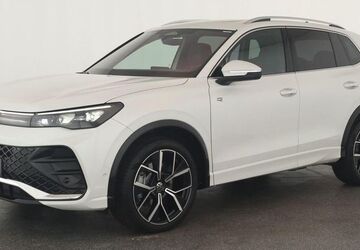 VW Tiguan 17.200 km 48.384 &euro; Düsseldorf 40233