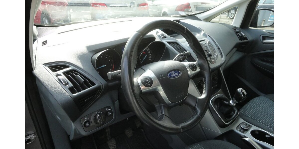 Ford Grand C-Max SYNC Edit. 1,6L/110KW Klima+SHZ+PDC 170.000 km 5.999 &euro; Neuss 41462
