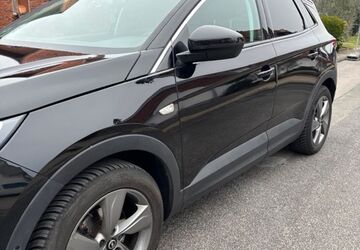 Opel Grandland (X) 98.200 km 14.700 &euro; Düsseldorf 40229