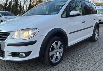 VW Touran 146.200 km 7.500 &euro; Düsseldorf 40625