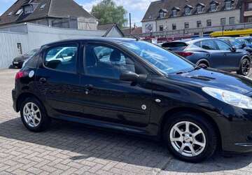 Peugeot 206 147.000 km 2.222 &euro; Mülheim 45473