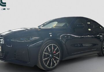 BMW i4 14.424 km 46.470 &euro; Düsseldorf 40549